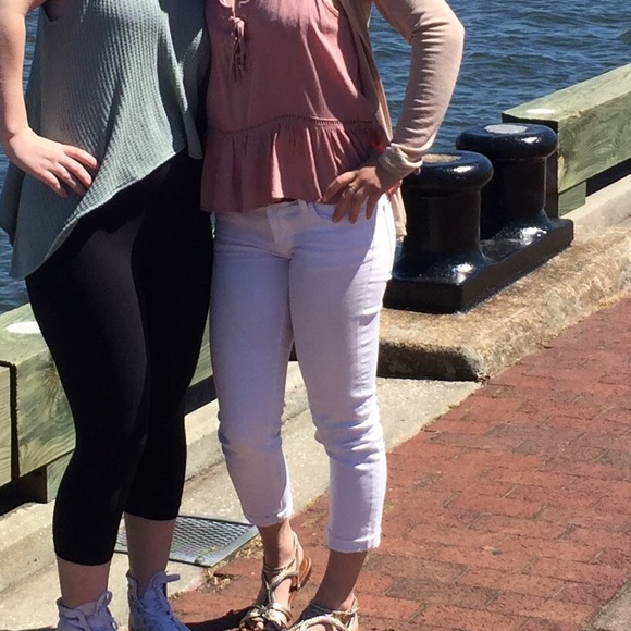 American Eagle white jeans - Picture 4 of 4